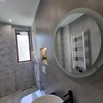 Apartament Vacation Near The Sea